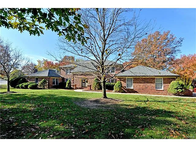 1043 Cabernet Dr photo 1