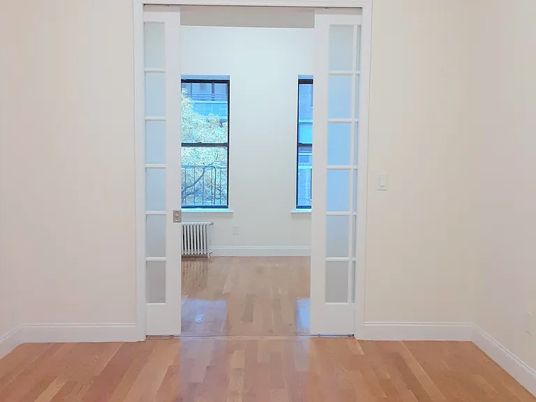 306 E 49th St #5B — Photo 5