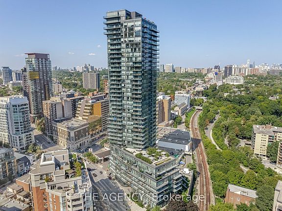 2nd image of 825 Church St #105