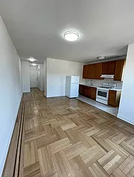 160 Beach 117th Street, #2M