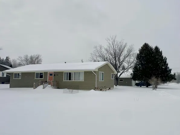 1902 6th Ave E, International Falls, MN 56649