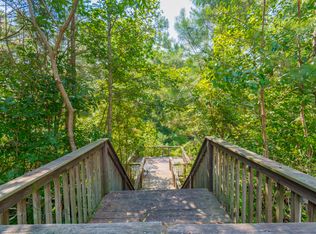 1610 Plunketts Rd, Buford, GA 30519