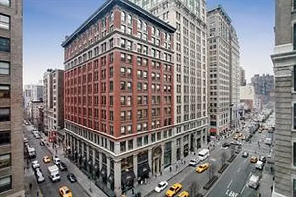 Sold by Douglas Elliman | media 19