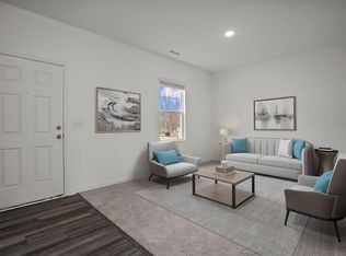 717 Mirror Pond Dr, Zebulon, NC 27597