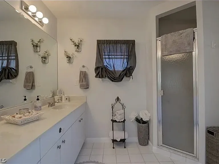 1320 SE 25th Ln — Photo 22