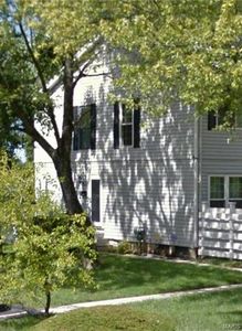 2411 Forest Shadows Dr, Saint Louis, MO, 63136