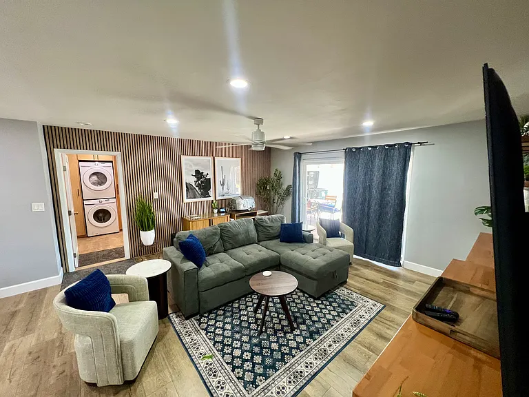 7301 E Almeria Rd — Photo 18