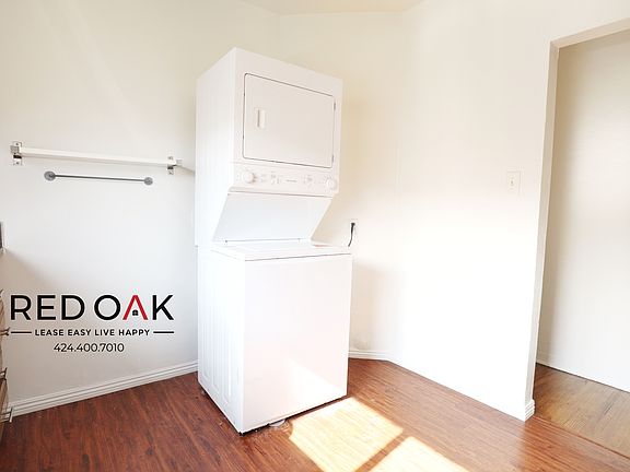 4th image of 8206 Blackburn Ave #1/2