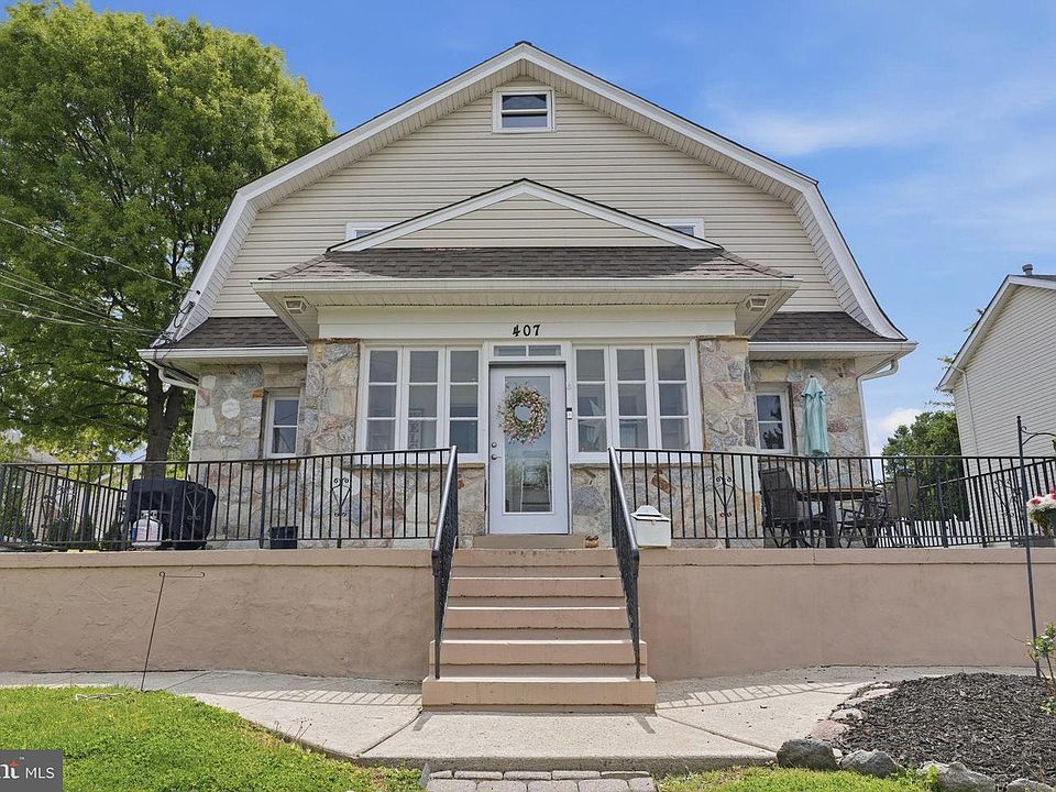 1st image of 407 Castello Ave