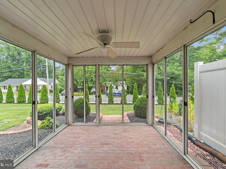330 Harlan Sq #A-6 — Photo 33