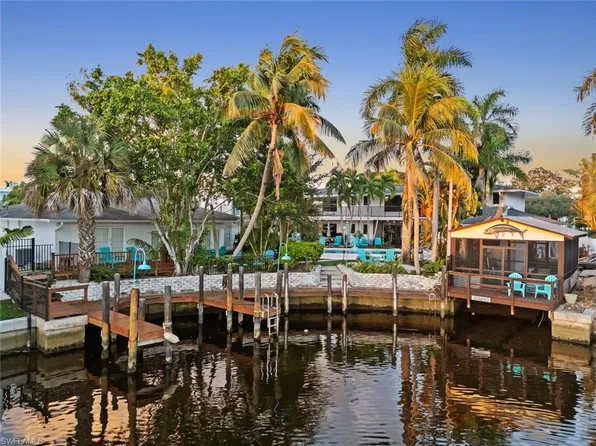 3350 Bayshore Dr #9, Naples, FL 34112