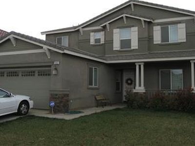 13157 La Crescenta Ave, Oak Hills, CA, 92344