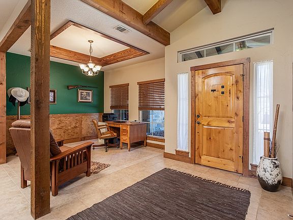 5th image of 4015 Comanche Trace Dr
