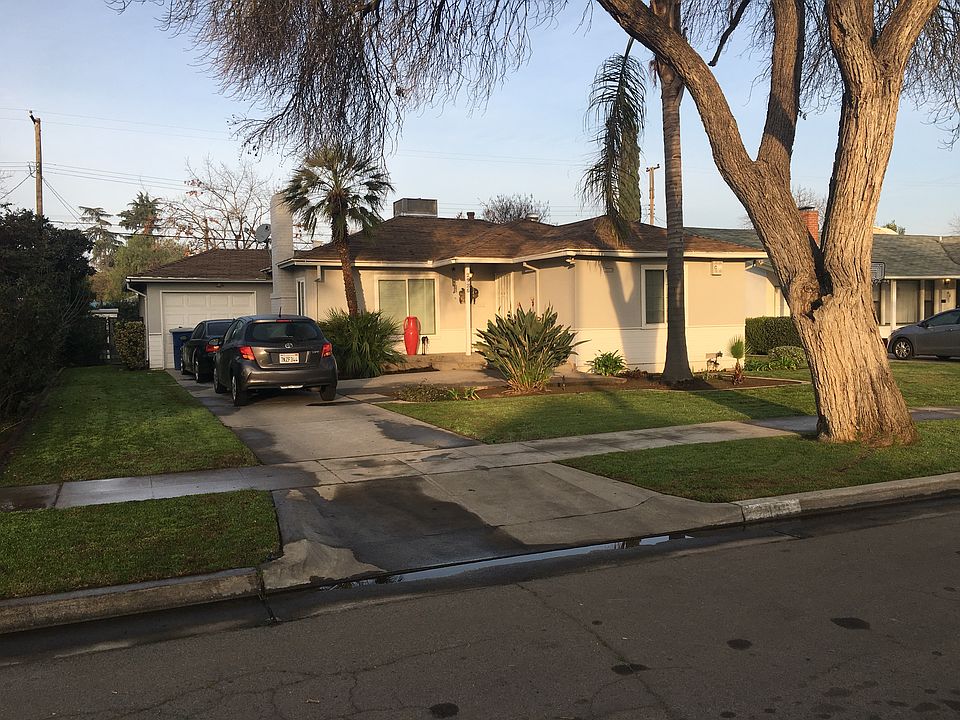 1st image of 2925 N Vagedes Ave
