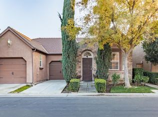 3664 Vermont Ln, Clovis, CA 93619
