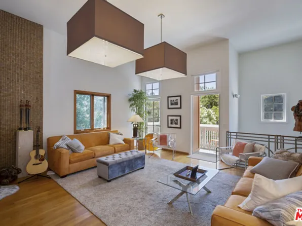 8781 Lookout Mountain Ave, Los Angeles, CA 90046