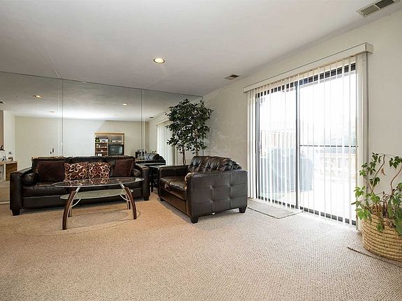 5th image of 100 Daly Blvd APT 1710