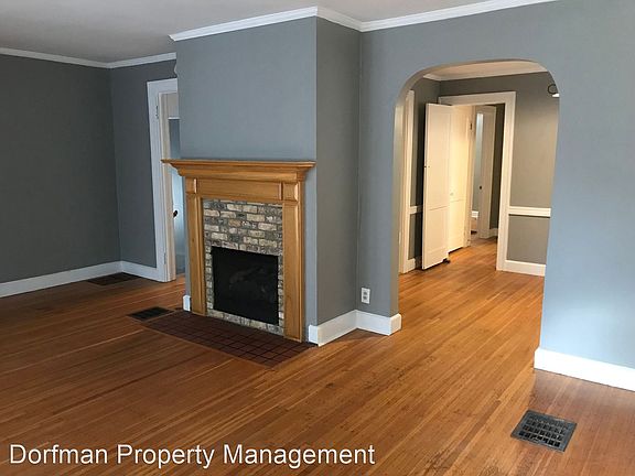 3rd image of 616 E 47th St