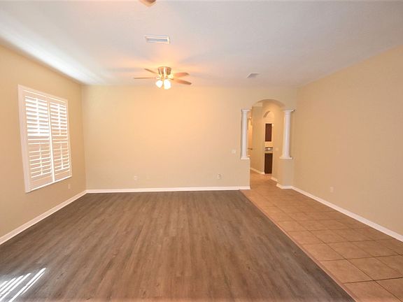 3rd image of 7841 Grasmere Dr