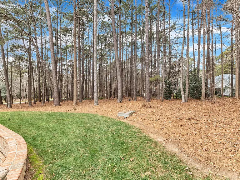 7201 Small Ridge Cir — Photo 25