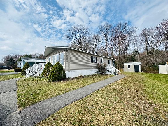 3rd image of 50 Highland St #137