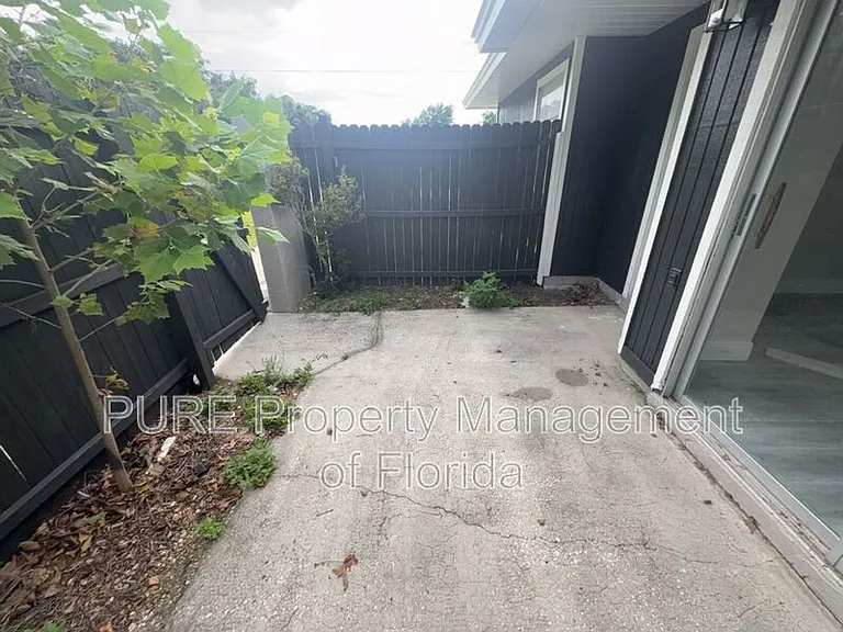 5485 SE 30th Pl #A — Photo 5
