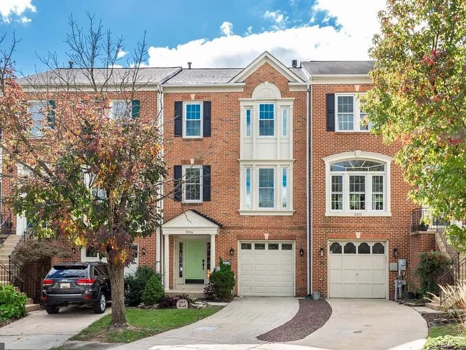 5914 Fox Glen Ct