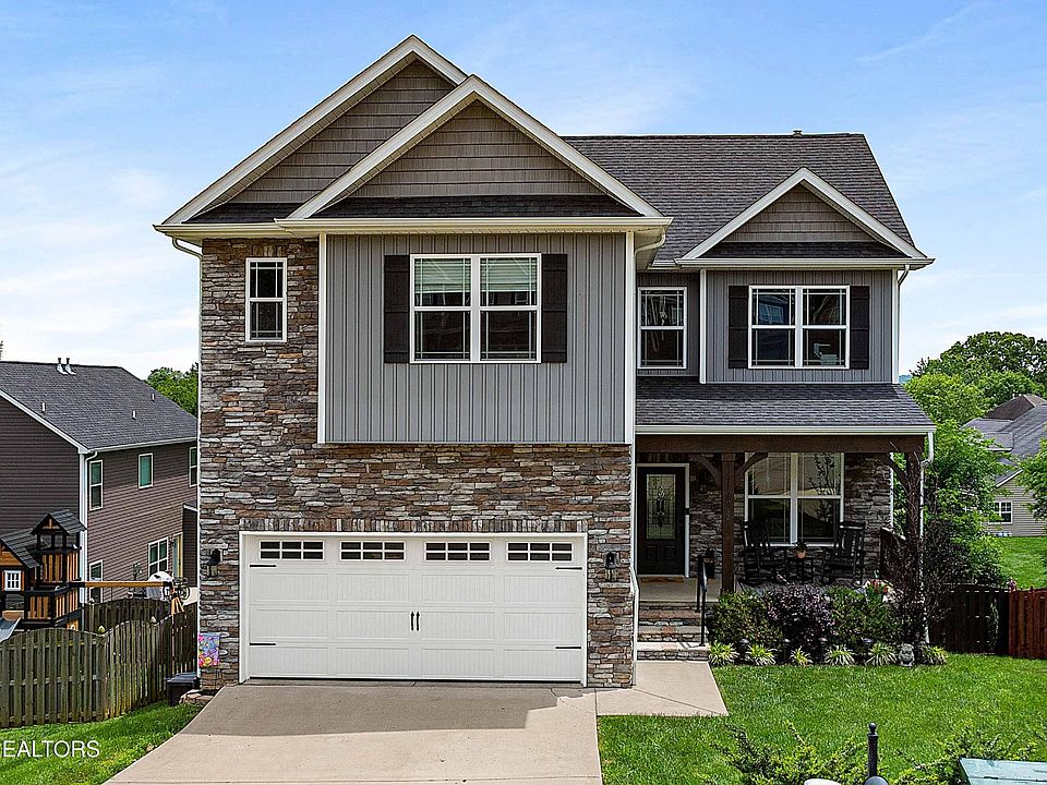 1st image of 10912 Doran Ln