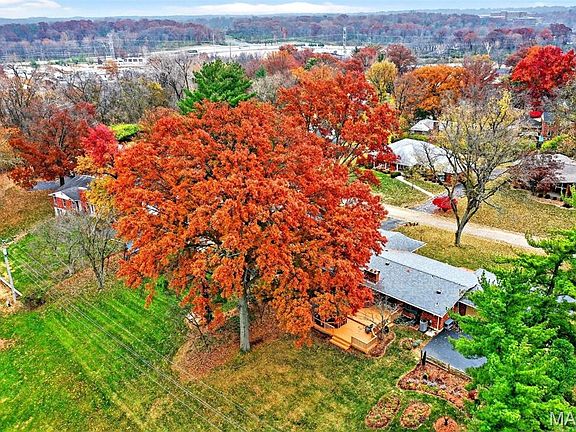 4th image of 14047 Camberra Ct