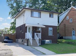 57 E 31st St, Hamilton, ON L8V 3N8