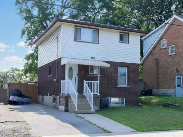 57 E 31st St, Hamilton, ON L8V 3N8