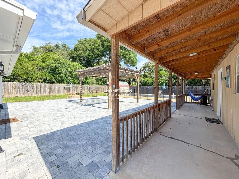 220 Cordoba St — Photo 39