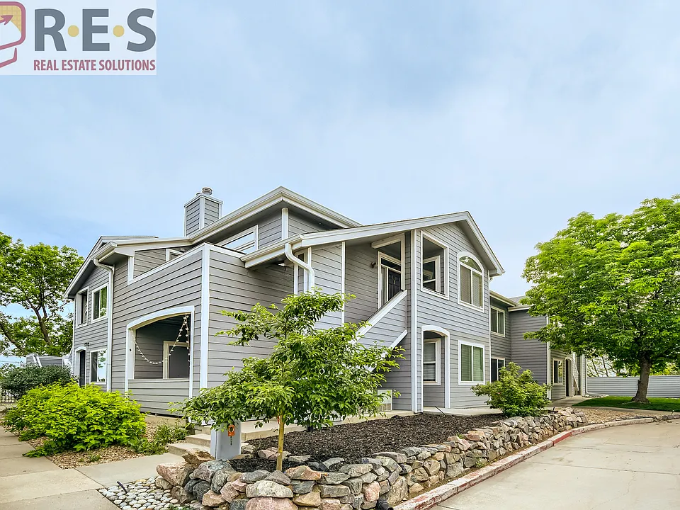 8500 E Jefferson Ave #10J