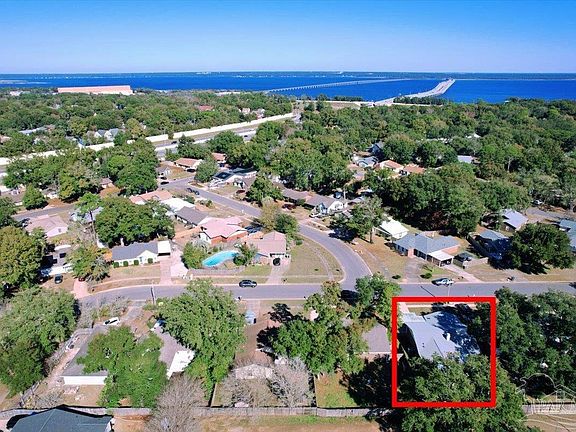 4th image of 4207 Elmcrest Dr