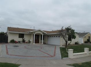 10451 Whirlaway St, Cypress, CA 90630