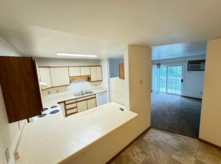 713 Clinton St #208, Horicon, WI 53032