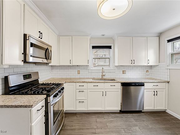 4th image of 1297 Nicholson Ave