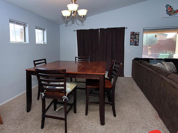 5th image of 4004 E Coolbrooke Dr