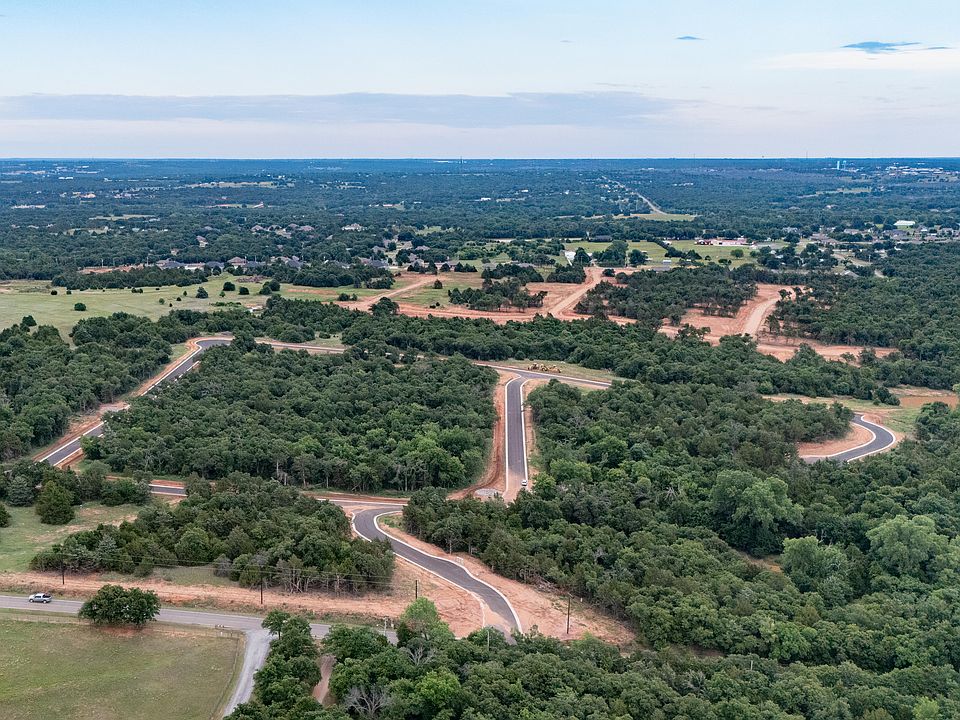New Homes in Edmond in Oak Lawn Estates
