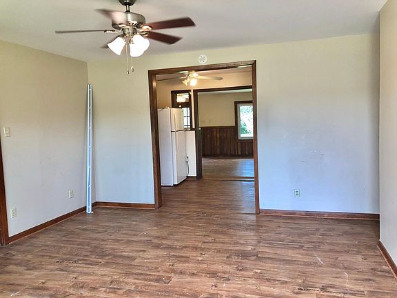 5th image of 4941 Country Club Ct