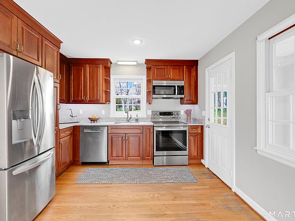 3rd image of 107 Harmund Place