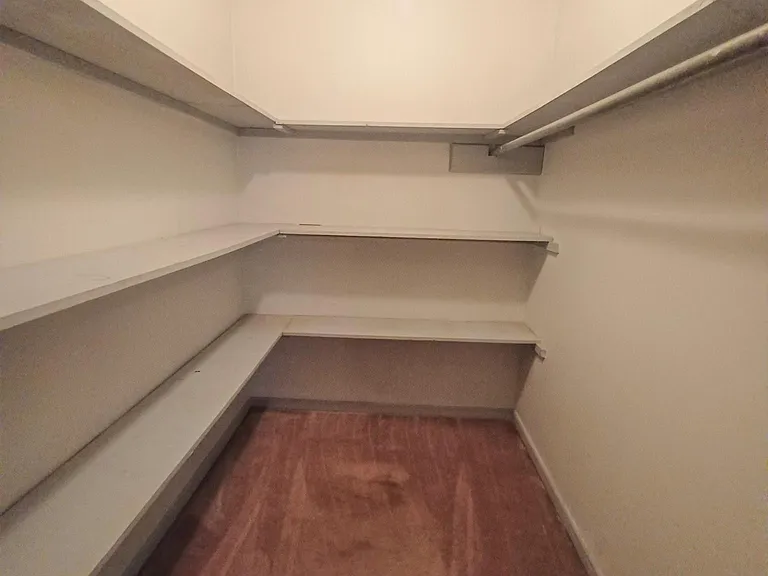 803 King St — Photo 7