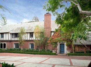 10802 Ambazac Way, Los Angeles, CA 90077