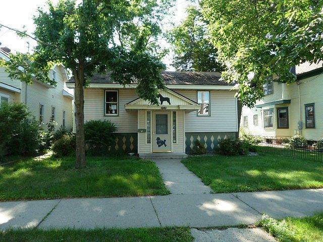 1st image of 1231 8th Ave N