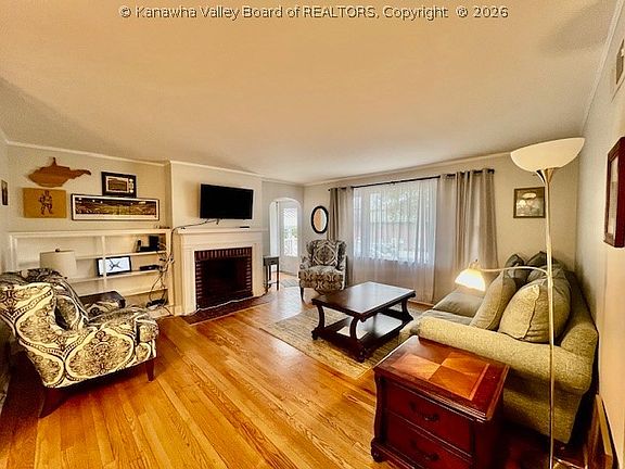 5th image of 801 Sherwood Rd