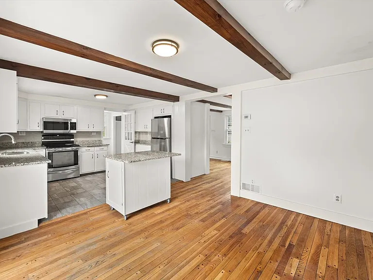 214R Highland Rd — Photo 56