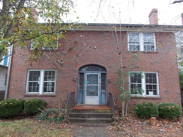 1st image of 518 Shelby St