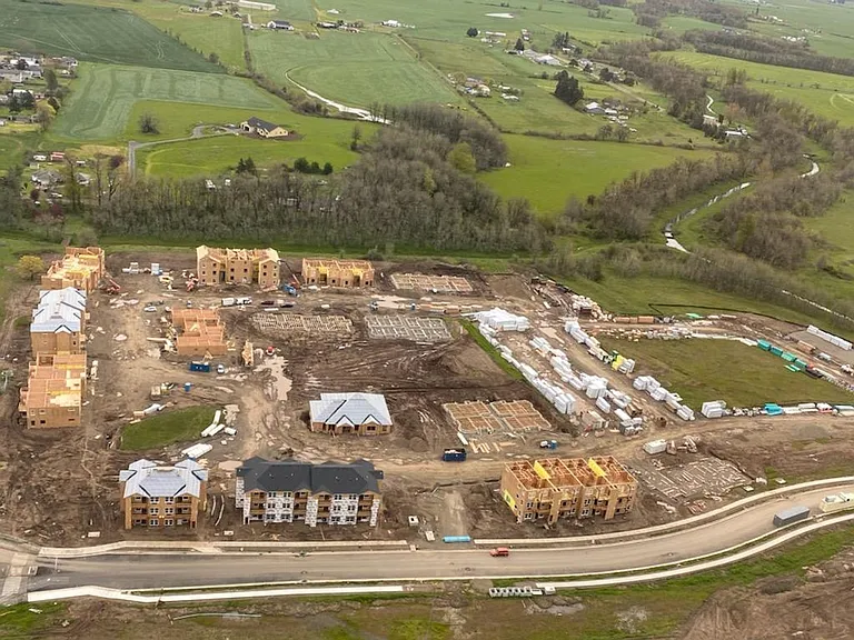 Eagle Pointe Apartments- Resort-Style Living in Albany — Photo 104
