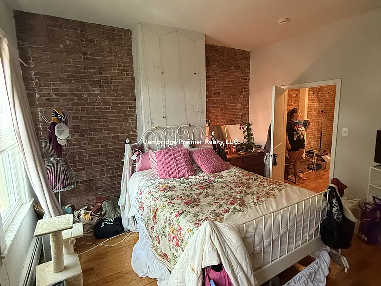 16 Flint St #1 — Photo 14