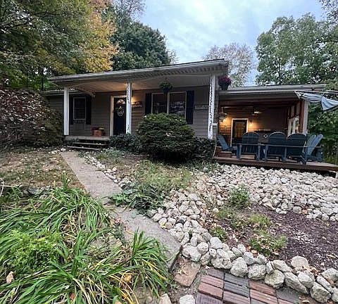 2nd image of 3366 Apple Valley Dr